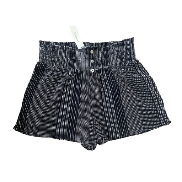 Small Francesca shorts - Picture 1 of 3